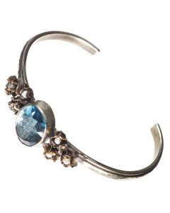 Barbosa Bracelet St Benito Cross Blue Glass with Mini Pearl Roses Skinny Cuff