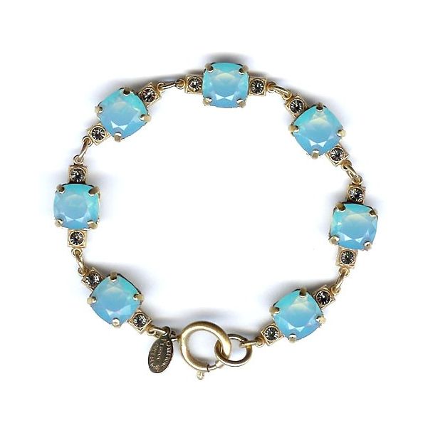 Shown in Pacific Opal